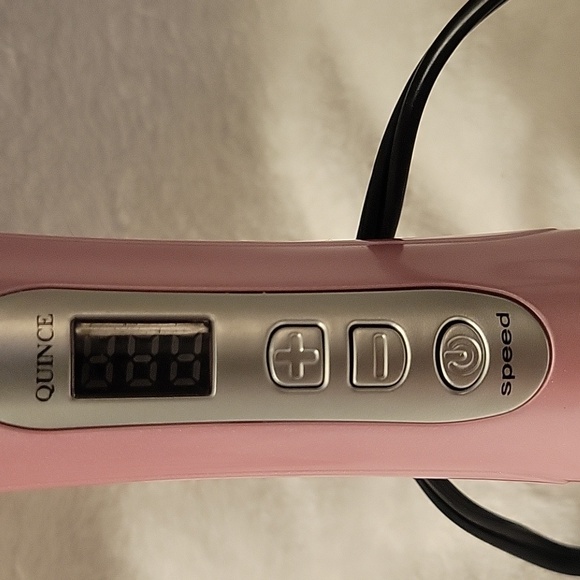 Qince Pink Curling Iron with Digital Display. - Picture 3 of 5